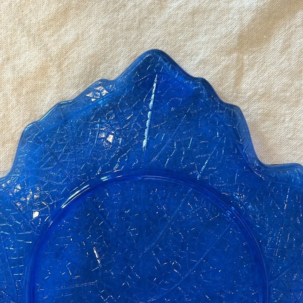 Blue Glass Leaf Plate